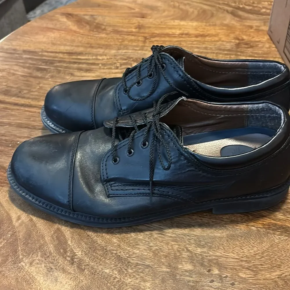 Dockers Cap Toe Oxford Shoes